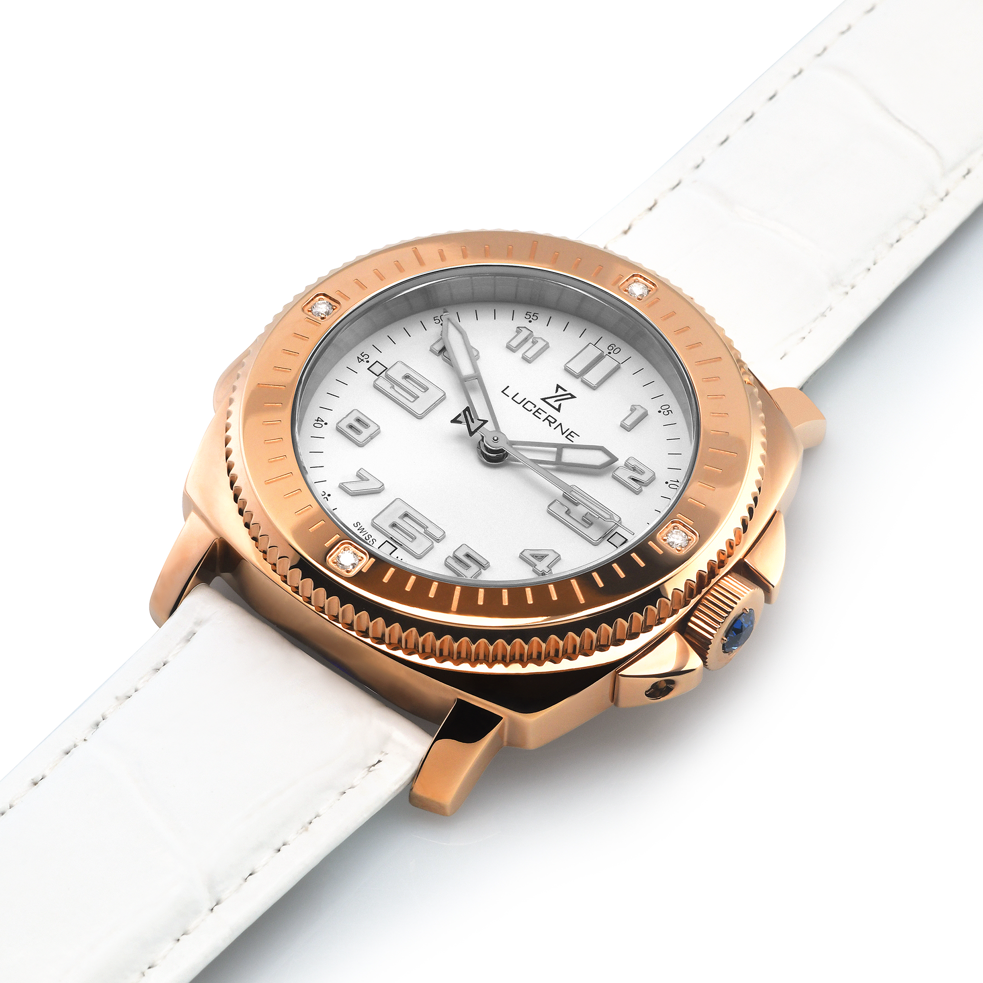 07_elegance_lady4_gold_plating_white_gallery